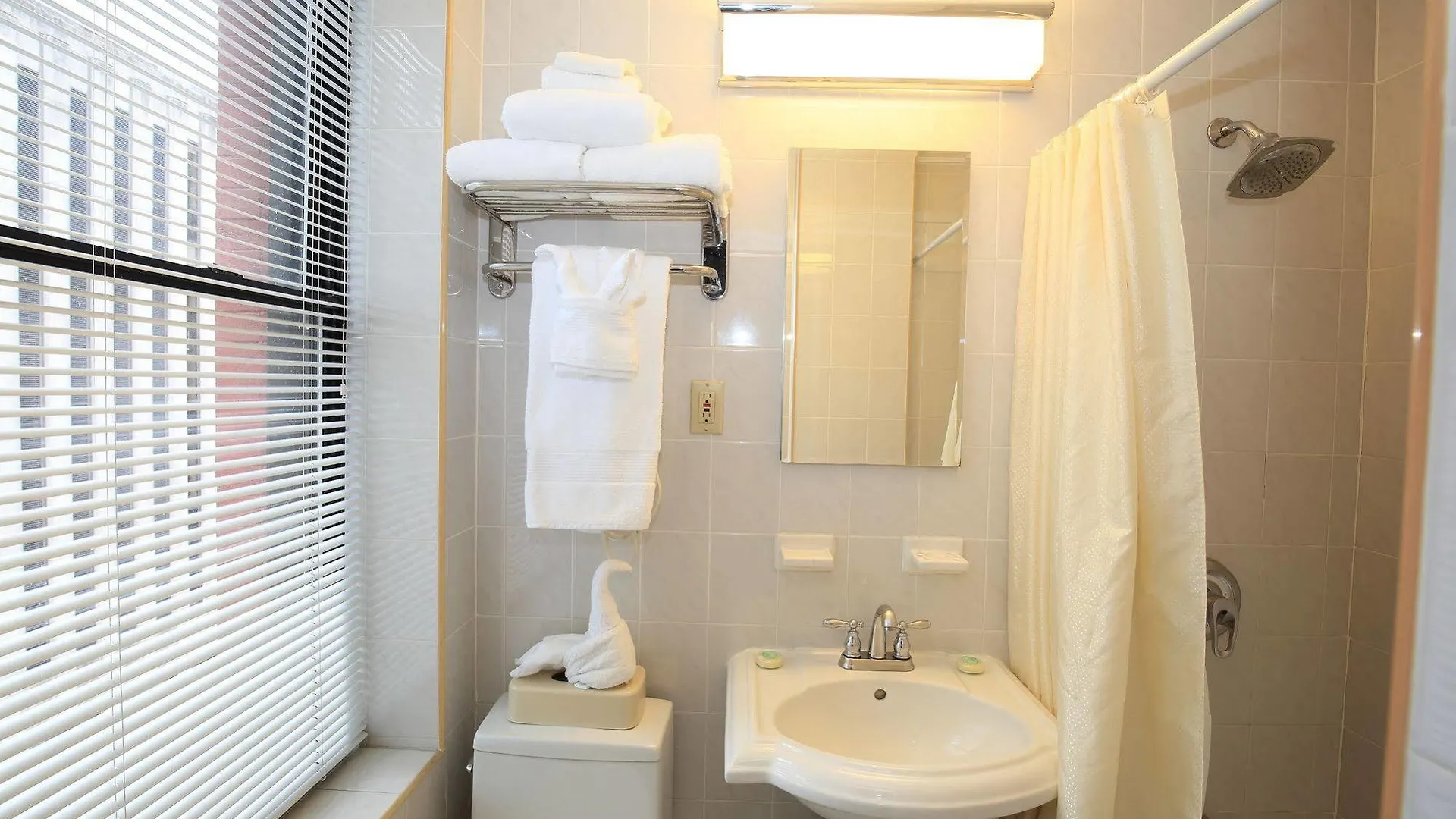 ניו יורק Radio City Apartments 3*, ניו יורק